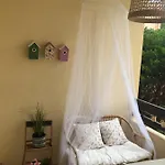 Studio Cabine,4 Personnes ,Renove,Au Calme,200 M De La Plage,Parking Prive